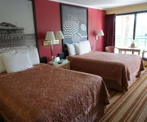 Photo 5 - Royal Palace Inn & Suites