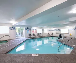 Photo 2 - Best Western Lake Oswego/Portland Hotel & Suites