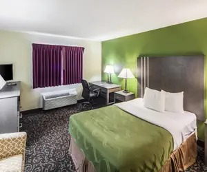 Photo 4 - Quality Inn Decatur near US-224