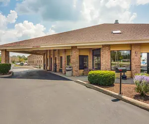 Photo 2 - Quality Inn Decatur near US-224