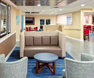 Photo 4 - Holiday Inn Express & Suites Naples North - Bonita Springs by IHG