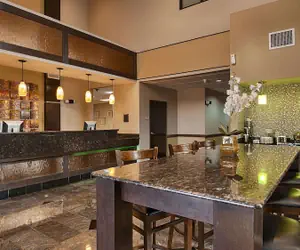 Photo 5 - Best Western Inn & Suites - Lake Charles