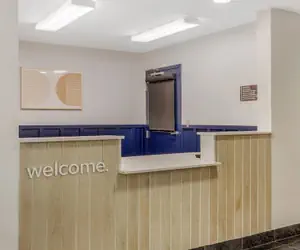 Photo 4 - Sonesta Simply Suites Boston Burlington