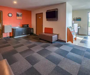 Photo 2 - Motel 6 Drums, PA