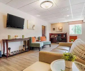 Photo 3 - Best Western Plus Oak Mountain Inn