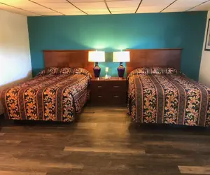 Photo 4 - The Georgetown Inn