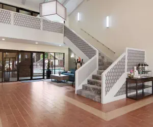 Photo 4 - Quality Inn Magnolia