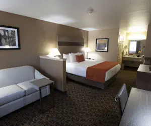 Photo 5 - Hawthorn Suites by Wyndham Napa Valley