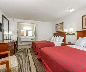 Photo 5 - Days Inn by Wyndham Kimball