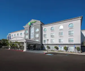 Photo 2 - Holiday Inn Express Hotel & Suites San Diego-Sorrento Valley by IHG