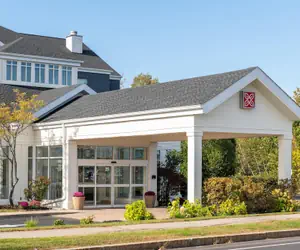 Photo 2 - Hilton Garden Inn Portland Airport