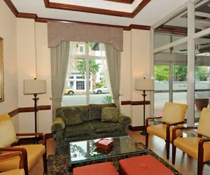 Photo 5 - Hampton Inn Alexandria-Old Town/King St. Metro