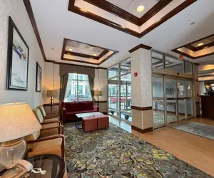 Photo 4 - Hampton Inn Alexandria-Old Town/King St. Metro