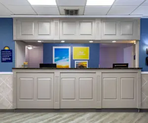 Photo 5 - Days Inn by Wyndham Melbourne