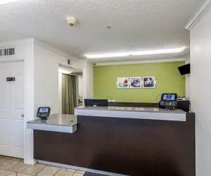 Photo 2 - Studio 6 Albuquerque, NM - North