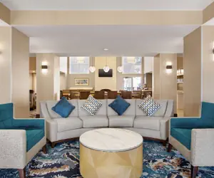 Photo 2 - Homewood Suites by Hilton Kansas City-Airport