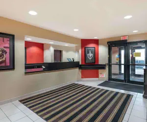 Photo 3 - Extended Stay America Select Suites - Peoria - North