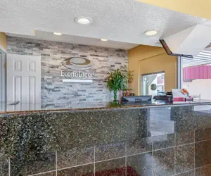 Photo 4 - Econo Lodge Clovis