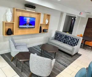 Photo 3 - Holiday Inn Express Rochester NE- Irondequoit by IHG