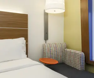 Photo 5 - Holiday Inn Express Rochester NE- Irondequoit by IHG