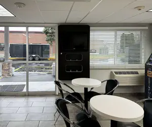 Photo 4 - Motel 6 Oshkosh, WI