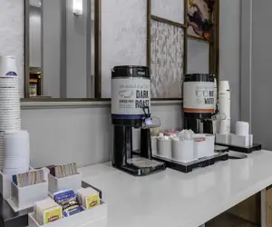 Photo 4 - Hampton Inn & Suites Arlington Crystal City DCA