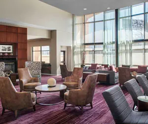 Photo 3 - Courtyard by Marriott Newark Elizabeth