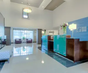 Photo 2 - Holiday Inn Express Hotel & Suites Carlsbad Beach by IHG