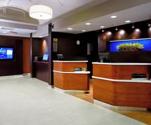 Photo 2 - Courtyard by Marriott Newark Granville