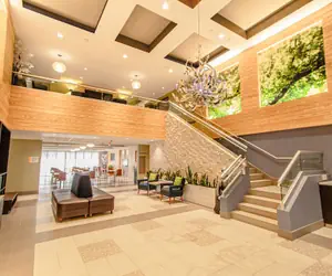 Photo 3 - Days Inn & Suites by Wyndham Fort Myers Near JetBlue Park