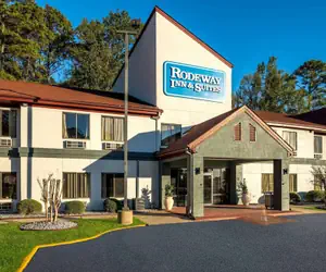 Photo 2 - Rodeway Inn Brandon - Jackson East