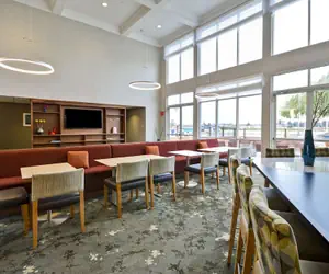 Photo 4 - Homewood Suites by Hilton Oakland-Waterfront
