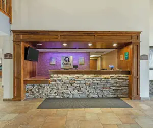 Photo 4 - Quality Inn & Suites Fort Madison near Hwy 61