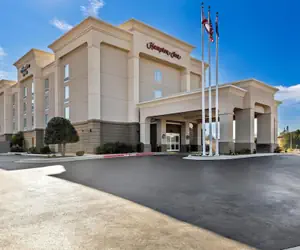 Photo 2 - Hampton Inn Guntersville
