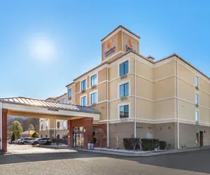 Photo 2 - Comfort Inn & Suites Chattanooga West - Lookout Mountain