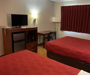 Photo 5 - High Desert Inn