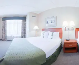 Photo 5 - Holiday Inn & Suites Goodyear - West Phoenix Area by IHG