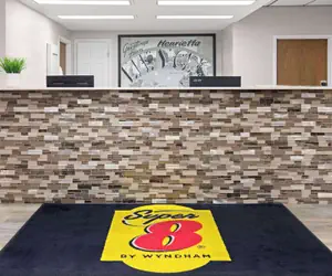 Photo 3 - Super 8 by Wyndham Henrietta/Rochester Area