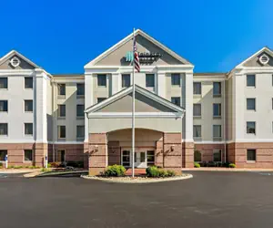 Photo 2 - MainStay Suites Roanoke Airport
