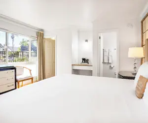 Photo 5 - Pacific Crest Hotel Santa Barbara