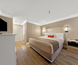 Photo 5 - Americas Best Value Inn San Clemente Beach