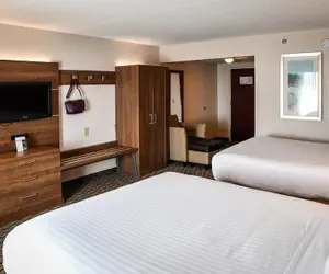 Photo 4 - Holiday Inn Express Hotel & Suites Concord by IHG