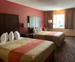 Photo 5 - Rosewood Inn and Suites