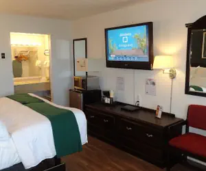 Photo 4 - Baymont by Wyndham Petoskey