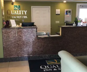 Photo 3 - Quality Inn & Suites Glenmont - Albany South