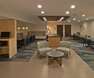 Photo 4 - Holiday Inn Express & Suites Evansville North by IHG