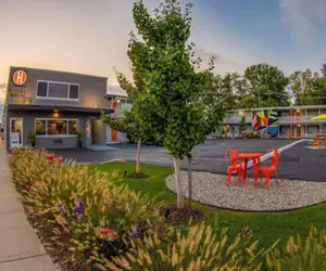 Photo 2 - Hotel Royal Oak