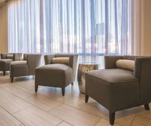 Photo 5 - La Quinta Inn & Suites by Wyndham Hattiesburg - I-59