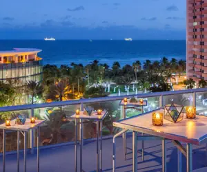 Photo 4 - AC Hotel by Marriott Miami Beach