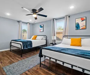 Photo 5 - Step Into Comfort in This 3br/2ba Downtown Retreat